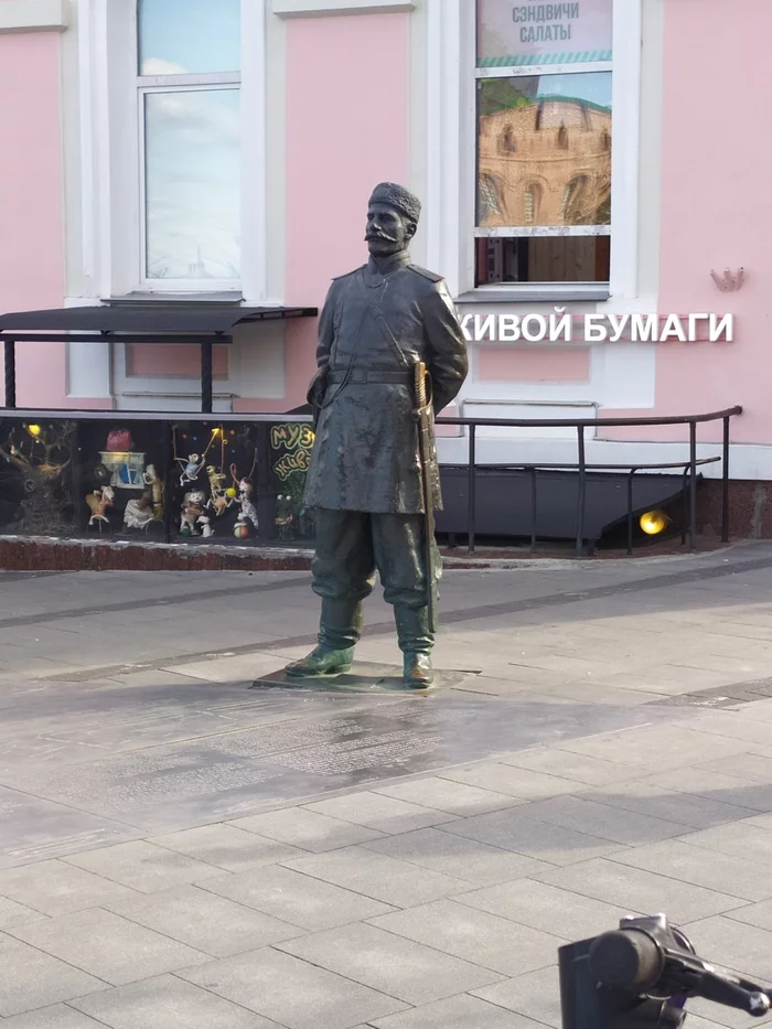 Бронзовые жители Нижнего Новгорода - Скульптура, Нижний Новгород, Путешествия, Длиннопост, Путешествие по России