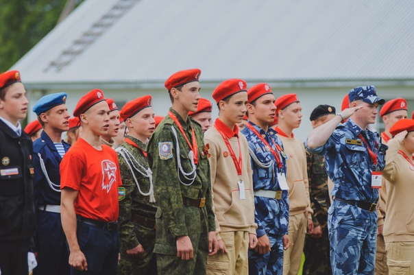 Почти половина школьников-патриотов захотели эмигрировать из России - Lenta ru, Патриотизм, Опрос, Эмиграция, Политика