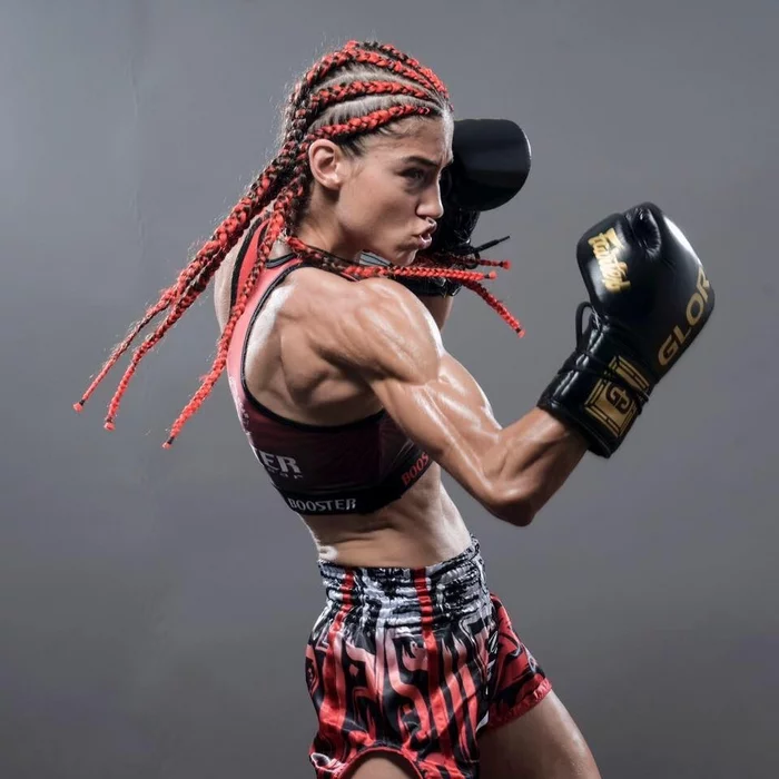 Aurora Dos Santos - Sports girls, Boxing, Kickboxing, Strong girl, Video, Youtube, Longpost, Aurore DOS Santos, Girls