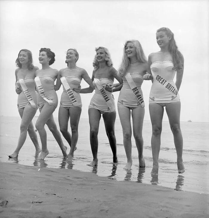 First Miss Universe pageant, 1952 - The photo, Miss Universe