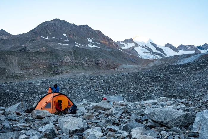 Caucasus-2020. 3+ Day seven: icefall without adjectives - My, Tourism, Hike, Travels, Mountain tourism, Tent, Glacier, Icefall, Mountaineering, Caucasus, Camping, Туристы, Vacation, Summer, Longpost, Extreme