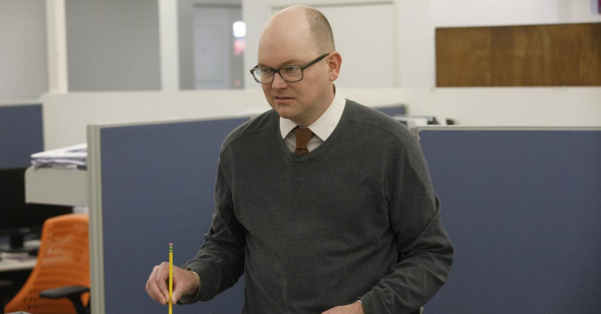 Upper intermediate уровень. Is colin working. Is colin working. Collins work on your vocabulary. Collins work on your grammar intermediate.