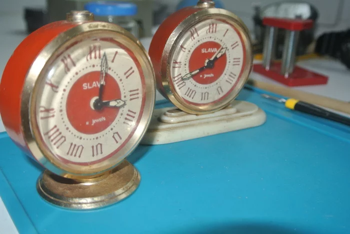 Resuscitation of two alarm clocks Glory at the same time - My, Repair, Clock, Hobby, Alarm, Longpost