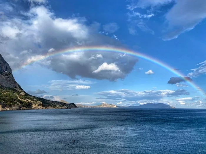 Rainbow in the New World - My, Sea, Crimea, New World, The city of Sudak, Rainbow, Mobile photography, HelloIRainbow