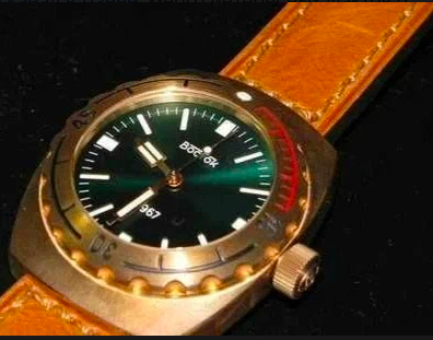 The first Soviet watch for divers! This watch survived at a depth of 300 meters and under the wheels of the Volga! - My, Wrist Watch, Clock, the USSR, Made in USSR, Retro, Nostalgia, Soviet technology, Longpost