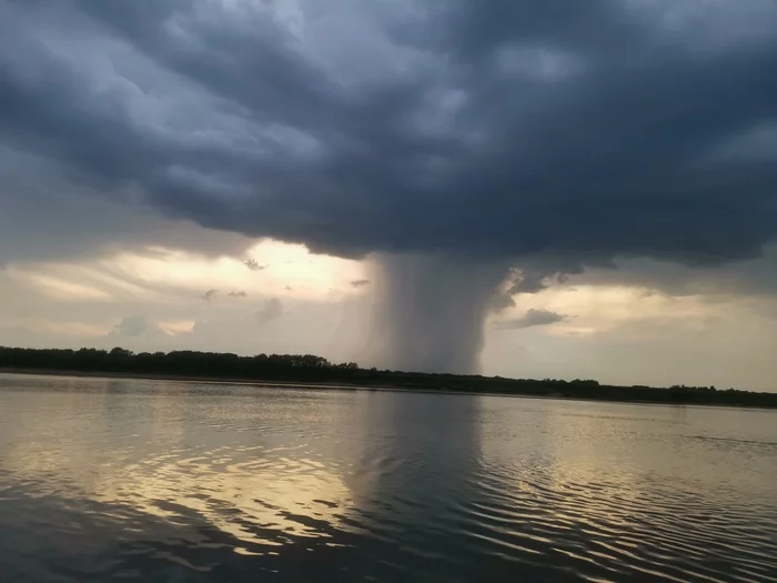 Nuclear rain - Rain, Nuclear explosion, Nature, River, The photo, It seemed