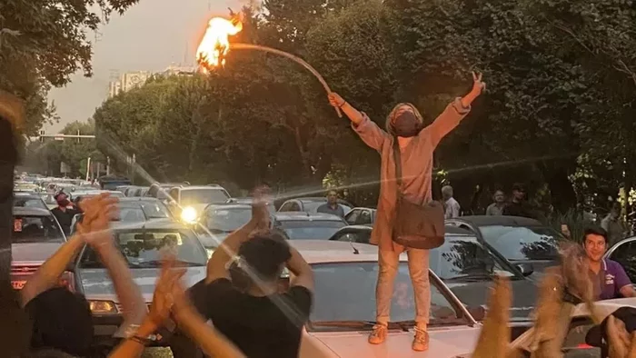 Riots in Iran after the death of a student: there are victims among protesters and police - My, Politics, news, Information, Protest, Iran, Video, Longpost, Vertical video