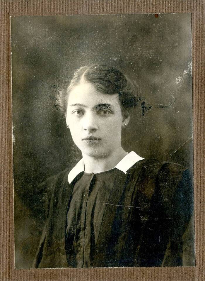 Портрет гимназистки, Ростов на Дону, 1908