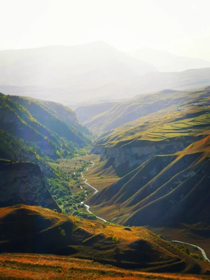 Vedensky district of Chechnya. View near the ancient village of Khoi - My, Mobile photography, The mountains, Chechnya, Travels, Russia, Valley, Gorge