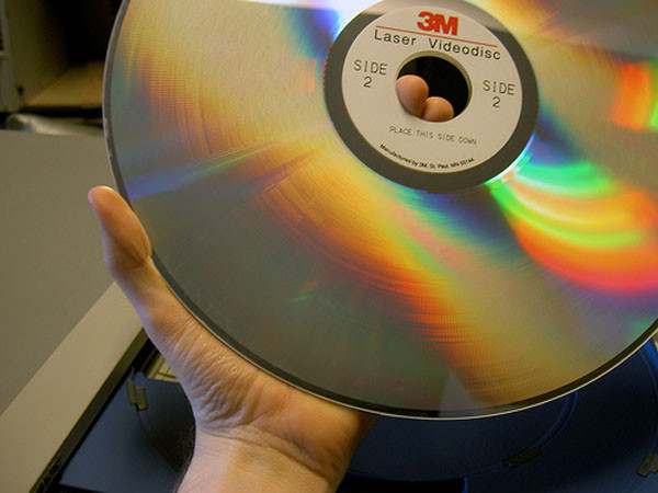 40 лет компакт-диску CD, История, IT, Диски, Компакт-диск, DVD, Blu-ray, Sony, Philips, VHS, СССР, Длиннопост