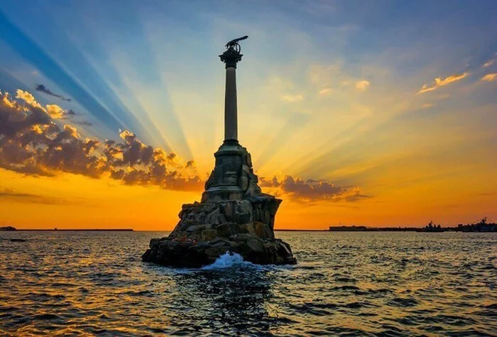 Monument to the Scuttled Ships - Ship, Fleet, Crimea, Monument, Tourism, Russia, История России, Black Sea, sights, Museum, Architecture, The photo