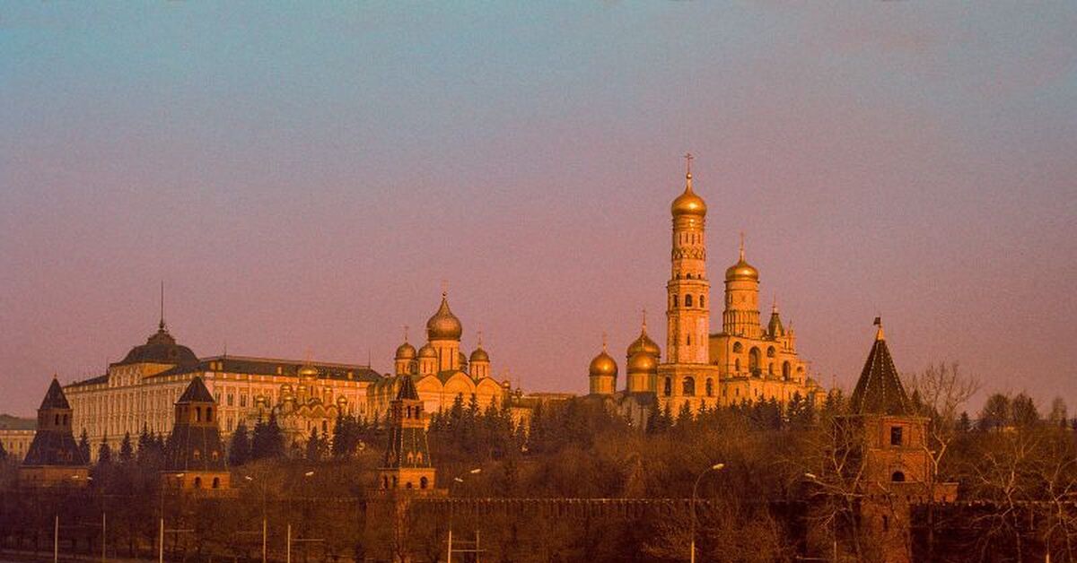 Столица союз. Кремль 1976. Кремль 1976 год. Советские достопримечательности Москвы. Середина Москвы.