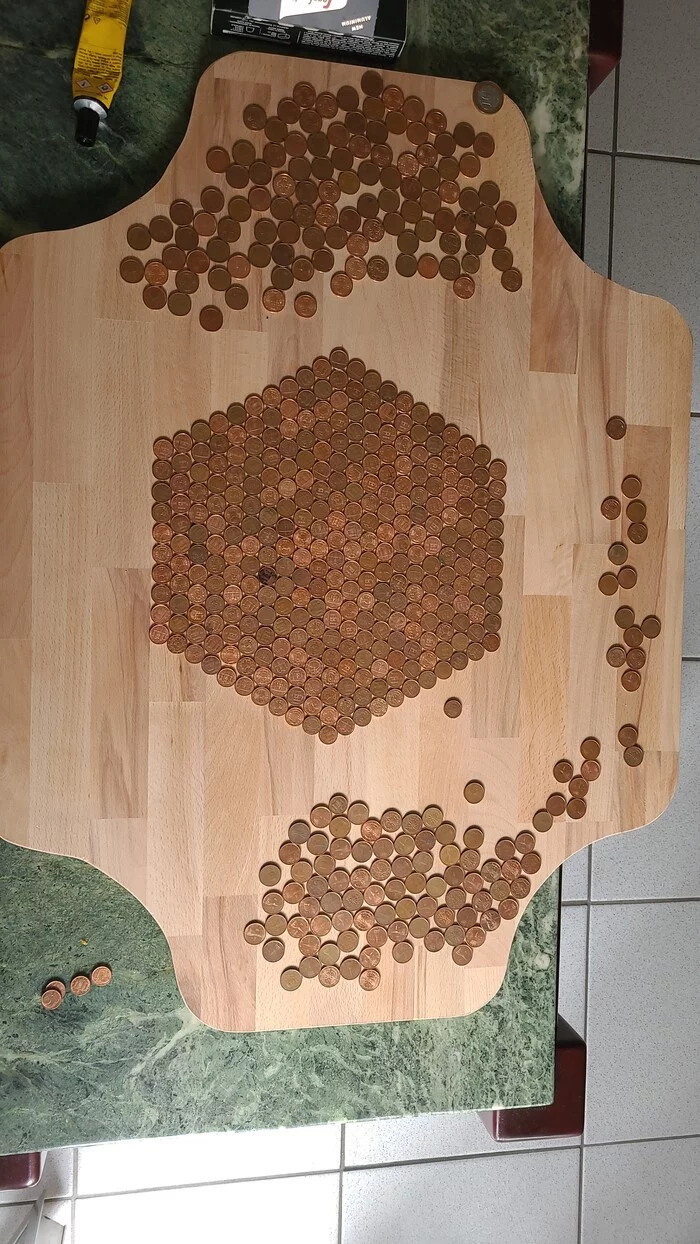 Table top made of euro cents. Fulfilled an old dream - My, Table, Coin, With your own hands, Dream, Cent, Epoxy resin