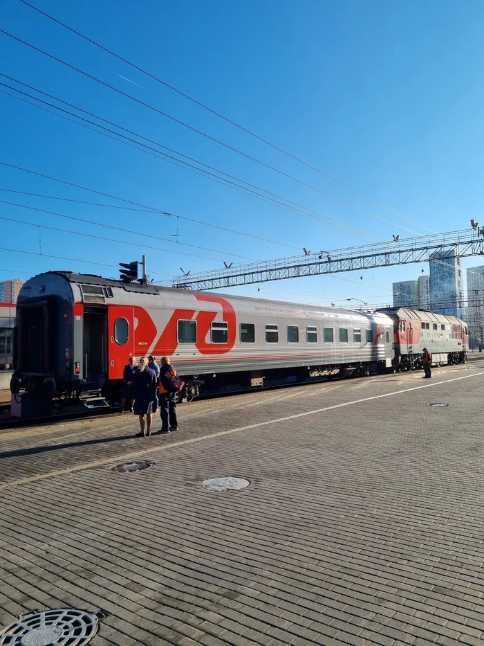 A small trip along the Alapaevsky narrow-gauge railway - My, Railway, Narrow gauge, Auj, The photo, Alapaevsk, Blue, Museum, Video, Vertical video, Longpost