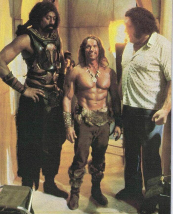 Arnold Schwarzenegger with Wilt Chamberlain and Andre the Giant on the set of Conan the Destroyer, 1983 - The photo, Arnold Schwarzenegger, Actors and actresses, Repeat, Photos from filming, Wilt Chamberlain, Andre the Giant