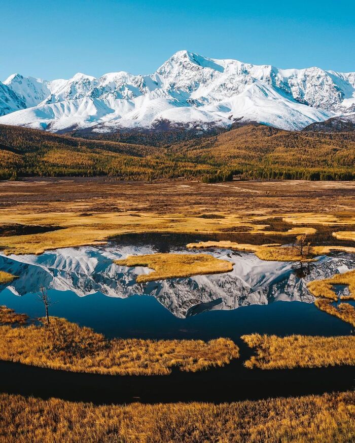 Floods of Lake Dzhangyskol - Altai Republic, Severo-Chui Range, Kurai steppe, Autumn, The nature of Russia, Travel across Russia, The photo