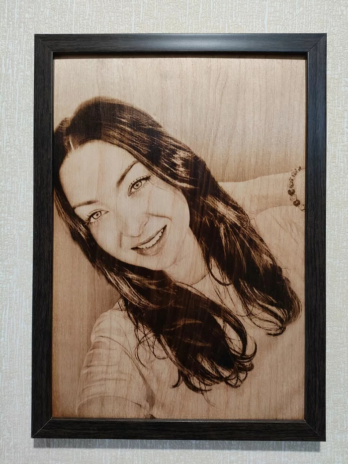 And here is my first successful portrait on a burning machine! - My, Pyrography, Portrait, CNC, Presents, Video, Vertical video, Longpost