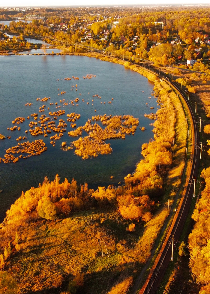Пролетая над железнодорожной станцией Дудергоф