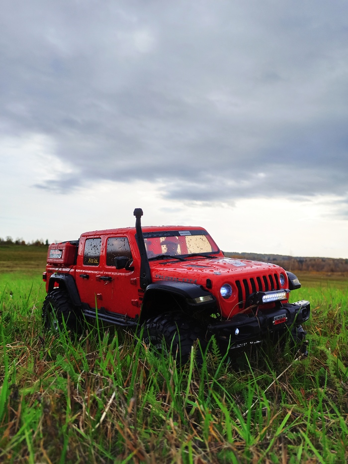Red Jeep Green trophy , , ,  , 
