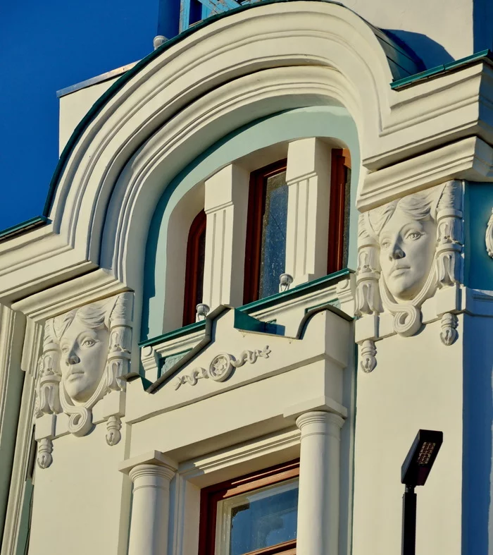 Krasnoyarsk - as I see it. Pieces - the building of the Agrarian University on Mira - My, Krasnoyarsk, Siberia, Architecture, Building, Facade, sights, Modern, Longpost