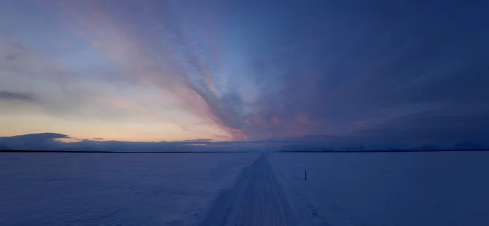 Winter road across Lake Melkoe to Lake Lama - Lama Lake, PLATO PUTORANA, Arctic, Arctic, Taimyr, Lake, Winter road