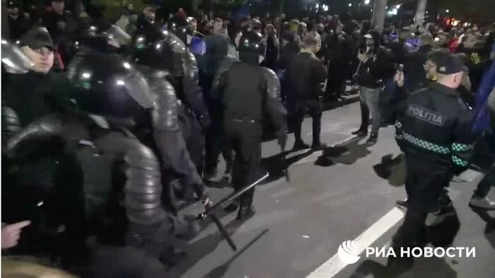 Continuation of the post Protests in Moldova: the situation is heating up - Politics, news, Риа Новости, Protest, Moldova, Maia Sandu, Opposition, Manifestation, Resignation, Government, Gas, Campground, Video, Reply to post, Longpost