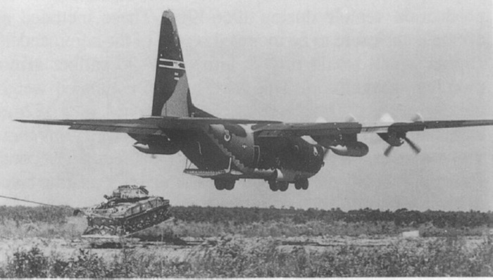 Лёгкий танк с крупным калибром. M551A1 Sheridan Моделизм, Стендовый моделизм, Сборная модель, Хобби, Миниатюра, Своими руками, Рукоделие без процесса, История, Масштабная модель, Коллекция, Коллекционирование, США, Танки, Холодная война, Бронетехника, Техника, Военная техника, Шеридан, Буря в пустыне, Интересное, Видео, Длиннопост