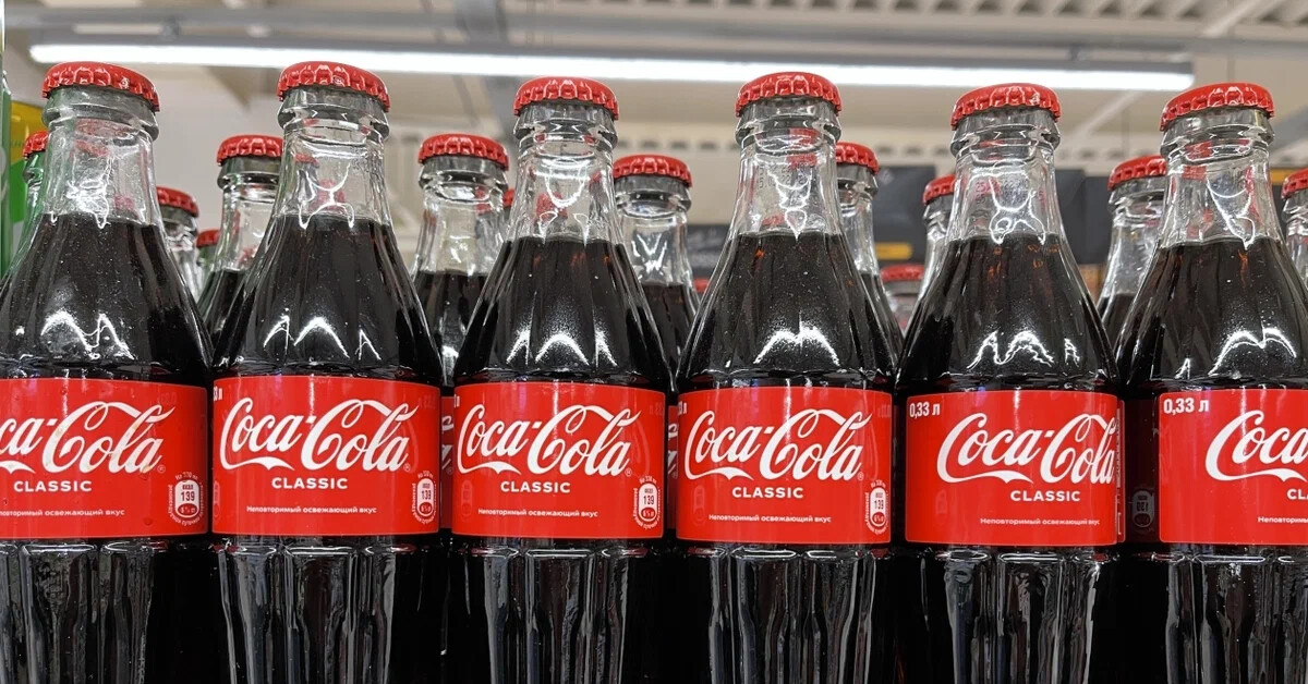 Кола казахстан. Российская Кока кола. Coca Cola продукция. Кока кола в России 2022. Продукты Coca Cola.