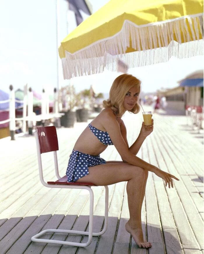 Oldschool is cool - The photo, Girls, Swimsuit, Retro, Blonde, 50th