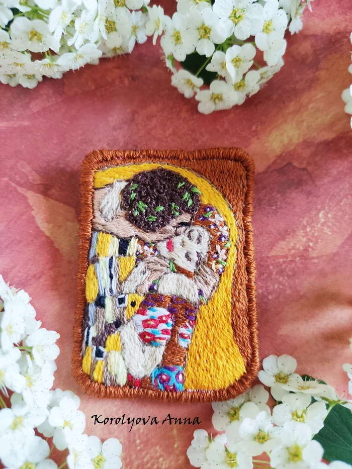 Klimt's Kiss Brooch - My, Brooch, Embroidery, Art, Kiss, Decoration, Gustav Klimt, Needlework without process
