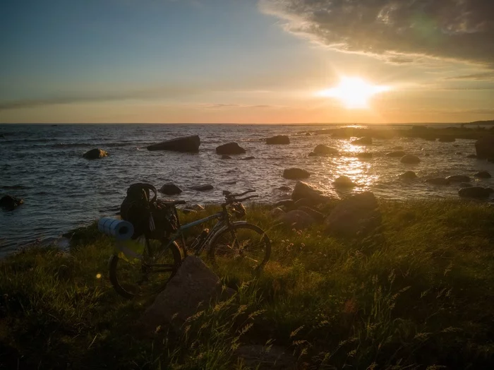 Cycling trip to St. Petersburg-Crimea. Day1. Weekend Hike - My, A bike, Cyclist, Travels, Crimea, Drive, Camping, Bike ride, Tent, Hike, Туристы, Tourism, Saint Petersburg, Sunset, First time, Video, Longpost