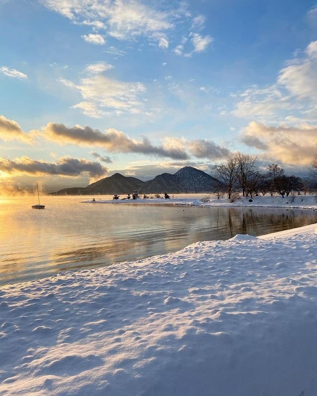 Winter Lake Toya in the rays of dawn - Nature, The photo, Lake, Winter, Japan, dawn, Longpost