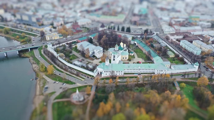 You live among the Russian provinces... - My, Quadcopter, Aerial photography, Russia, Yaroslavl, Church, Drone, The photo, Tilt shift