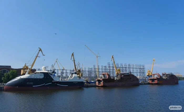 В Питере спустили на воду 5-й рыболовный траулер проекта 170701 «Капитан Тузов» - Новости, Россия, Sdelanounas ru, Судостроение, Траулер, Санкт-Петербург, Длиннопост