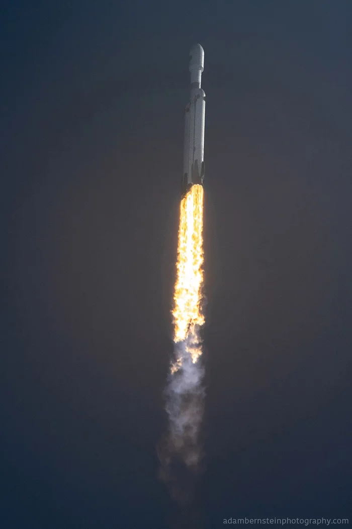 Photos from the Falcon Heavy launch - Technologies, Cosmonautics, Space, USA, Spacex, Rocket, Rocket launch, The photo, Longpost