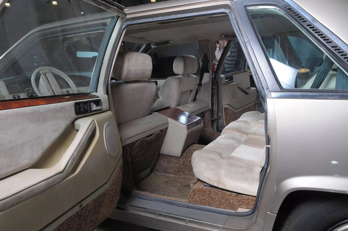 ЗИЛ 4102 - первое лицо государства Сделано в СССР, СССР, Прошлое, Детство в СССР, Ретро, Длиннопост ЗИЛ 4102 - первое лицо государства Сделано в СССР, СССР, Прошлое, Детство в СССР, Ретро, Длиннопост