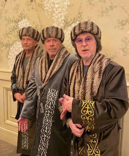 Новый состав группы Ялла