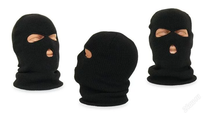 About masks and balaclavas - Mobilization, Balaclava