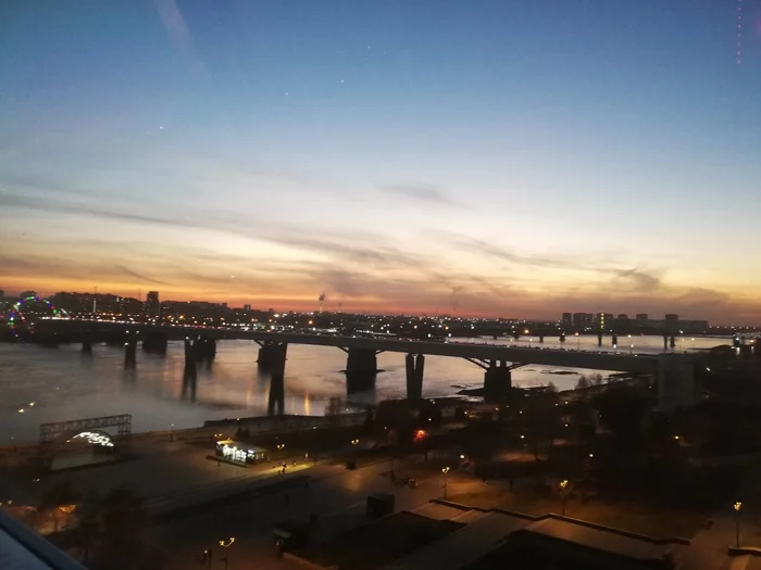 Evening Novosibirsk - My, Novosibirsk, Sunset, Night city, The photo