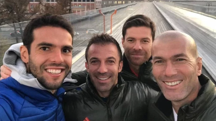 legends - Football, Zinedine Zidane, Kaka (footballer), Alessandro del Piero, Xabi Alonso