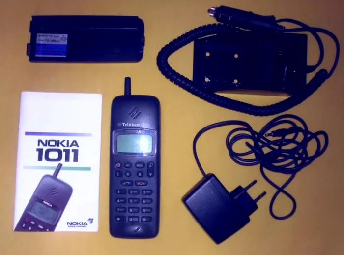 November 10, 1992 GSM Nokia 1011 was released. How digital technologies created my business and what professions it appeared - IT, Informative, Story, Nokia, Connection, Business, Timeweb, Facts, Inventions, Profession, Longpost