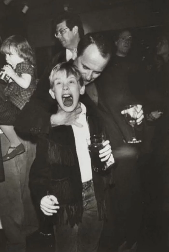 Joe Pesci finally got to Macaulay Culkin. USA, 1991 - The photo, Old photo, Black and white photo, Actors and actresses, Joe Pesci, 90th