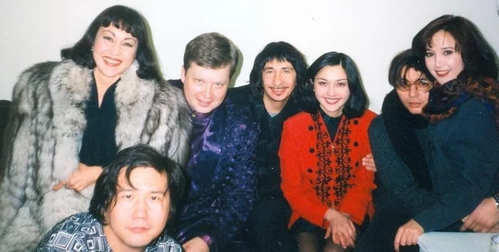 Interesting photos of the 90s (part 74) - 90th, Childhood of the 90s, Nostalgia, The photo, Epoch, A selection, Nazareth, Gaza Strip, Motorhead, Alsou, Natalia Krachkovskaya, Georgy Vitsin, Valdis Pels, Murat Nasyrov, Eva Polna, 2000s, Lada Dance, Thomas Anders, Longpost