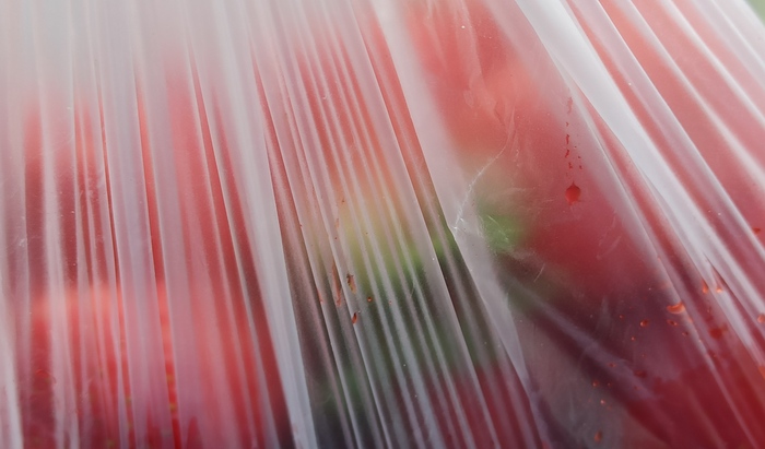 Клубника в полиэтиленовом пакете