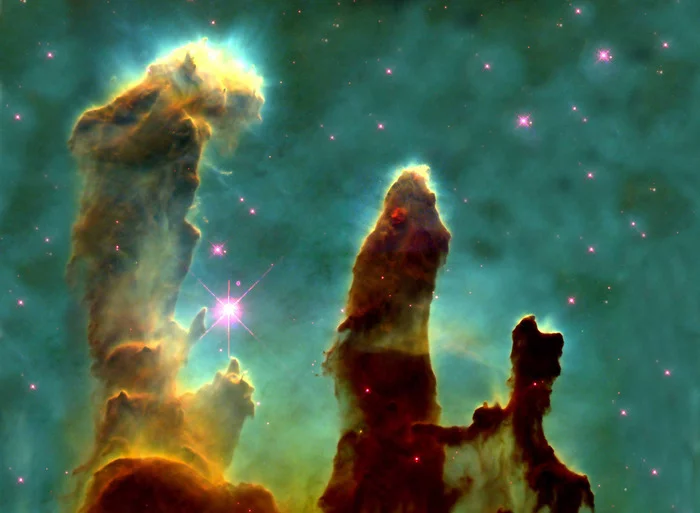 Pillars of Creation - a trajectory of movement in space? - Pillars of Creation, Space, Motion, Question, Astrophysics, Astronomy, Astrophoto, Stars, GIF