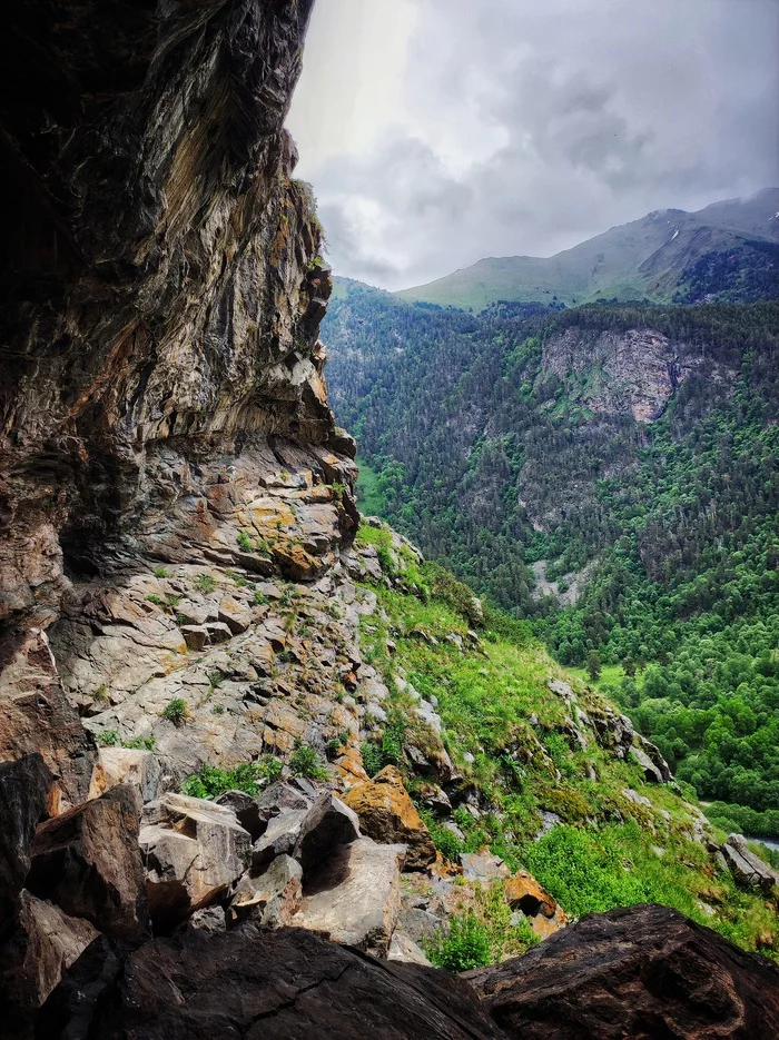 View from the cave, Maruha valley - My, The mountains, Travels, Adventures, Tourism, Caucasus, Caves, The rocks, Climbing, Nature, Landscape, The photo