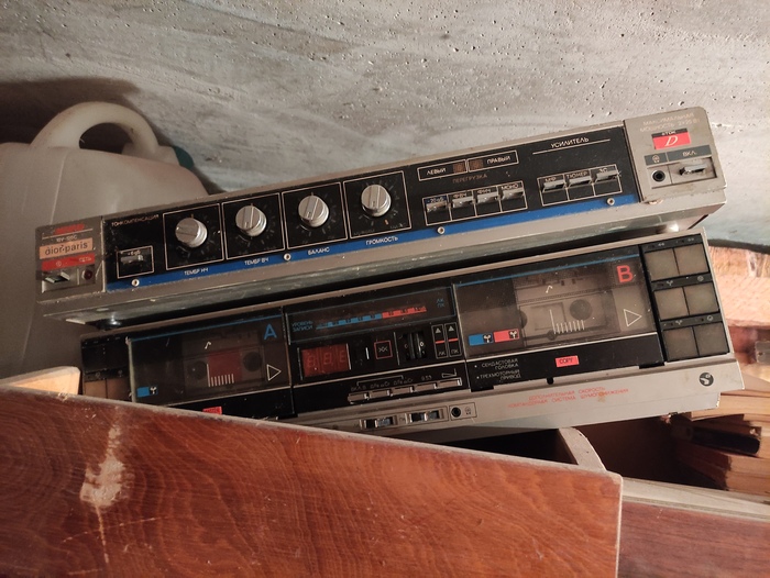 Друг позвал к себе в подвал Раритет, Сделано в СССР, СССР, Электроника, Советское, Музыкальные инструменты, Старые игрушки, Видео, Вертикальное видео, Длиннопост, Zx Spectrum