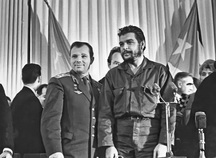 Just two people - the USSR, The photo, History of the USSR, Yuri Gagarin, Che Guevara, 60th