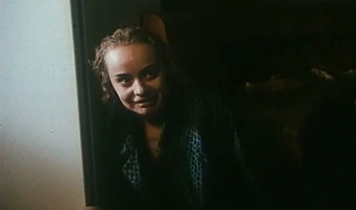 "Дрянь" — советский боевик о наркомании во время перестройки Память, Воспоминания, Что посмотреть, Детство в СССР, Наркотики, Наркомания, Советское кино, СССР, Российское кино, Актеры и актрисы, Фильмы, Советую посмотреть, Боевики, Драма, Фильмы 90-х, Старые фильмы, Длиннопост