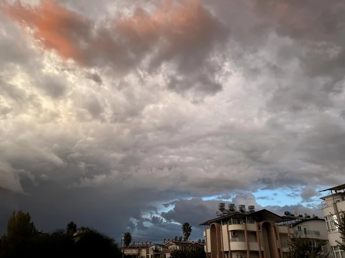 When sunset meets thunderstorm, it's amazing - My, Side, Turkey, Thunderstorm, Sunset, Mobile photography, Sky, Longpost